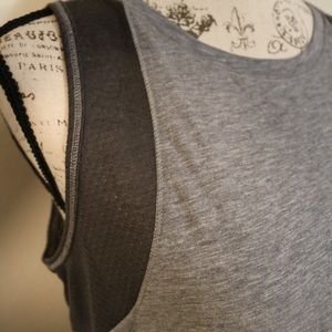 New with tags St. John’s Bay mesh active tank top